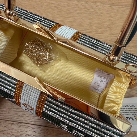 Gold & Silver Money Print Clutch Bag Top Handle Novelty Evening Purse - Picture 4 of 6